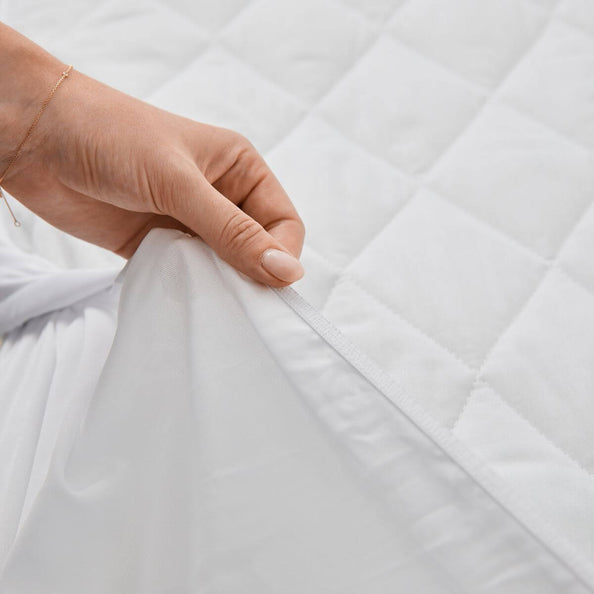 Invizi Lenzuolo Impermeabile con Angoli – Strato Superiore Assorbente